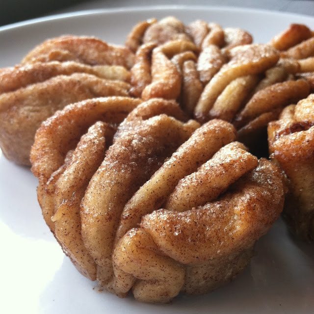 Cinnamon Sugar Pull Apart Muffins