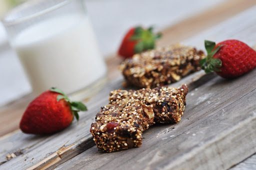 Quinoa Granola Bars