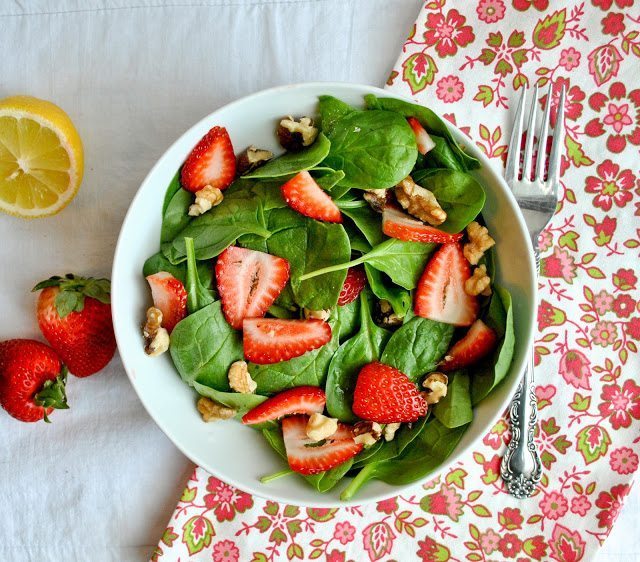 Strawberry Spinach Salad