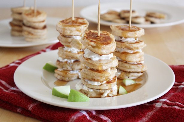 apple pie pancake kabobs