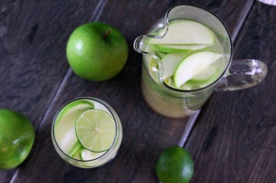Sour Apple and Pear Sangria
