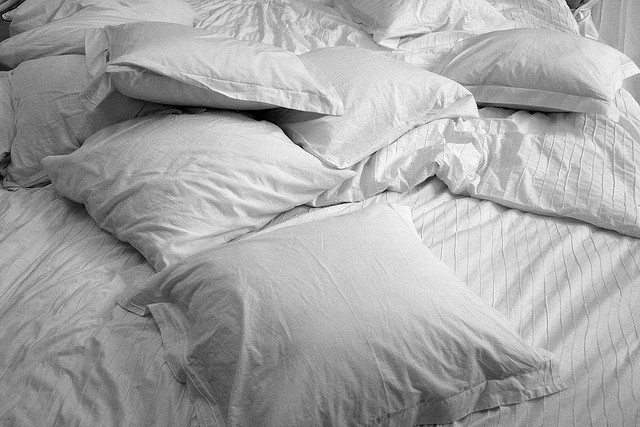 Unmade Bed Pillows Sleep