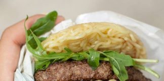 Video - How to Make Your Own Ramen Burger