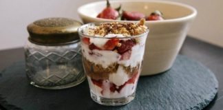 fruit parfait