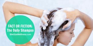 Shampoo - Shampooing Hair in the Shower