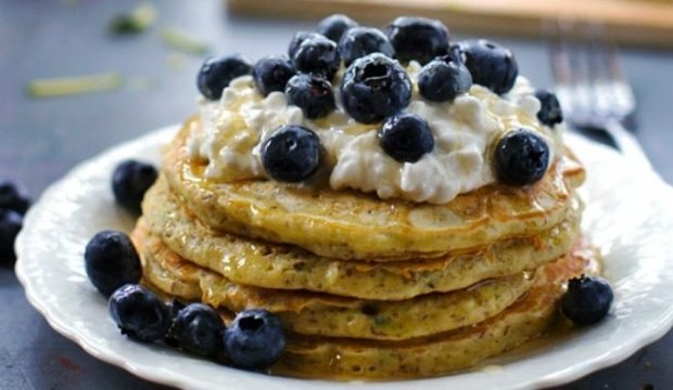 zucchini blueberry pancakes