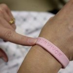 breast-cancer-survivor-wristband-620×348