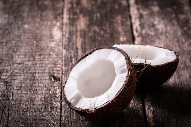coconut oil beauty